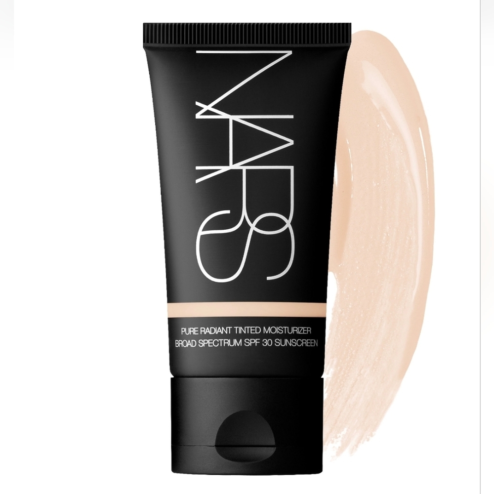 NARS Pure Radiant Tinted Moisturizer Terre-Neuve Light 0